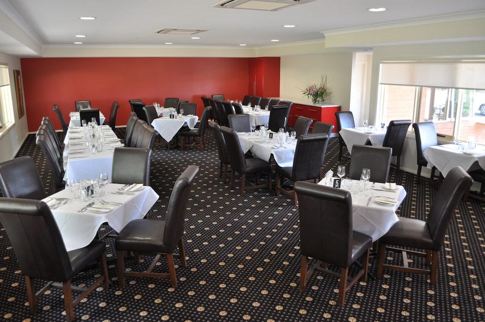 Comfort Bishops Inn 4*