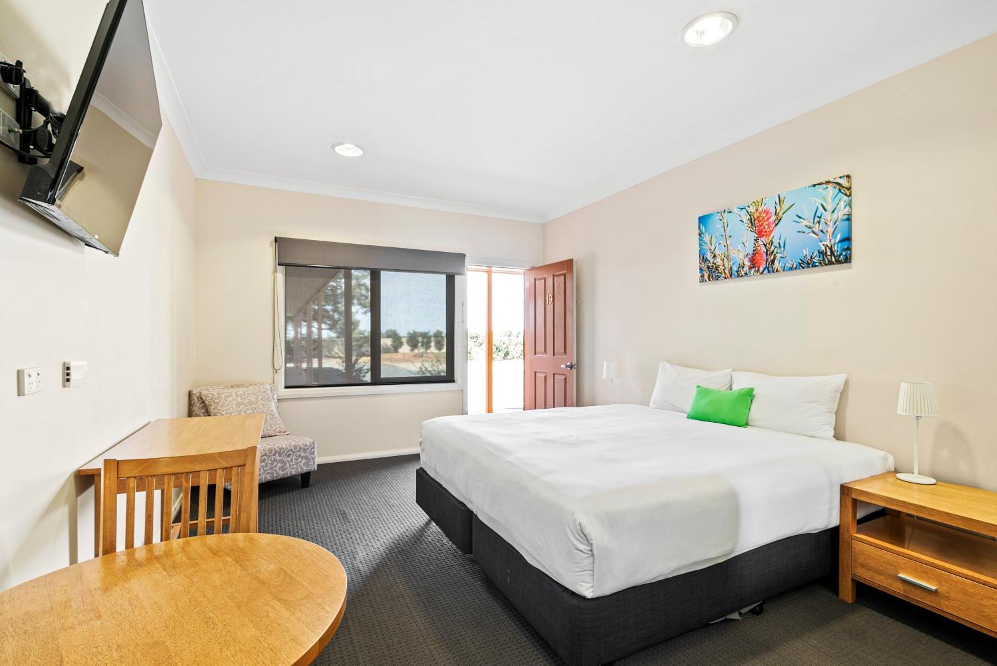 Comfort Bishops Inn 4*