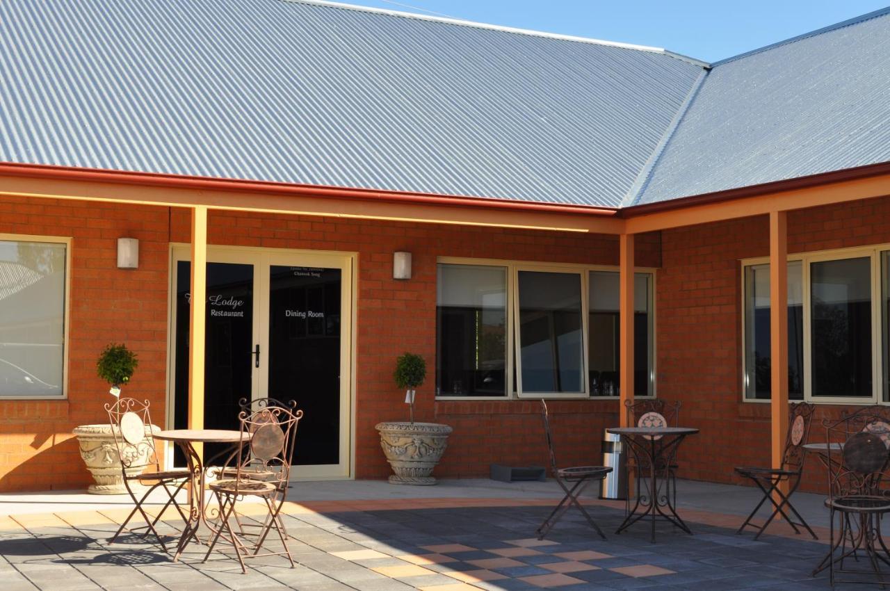 Comfort Bishops Inn